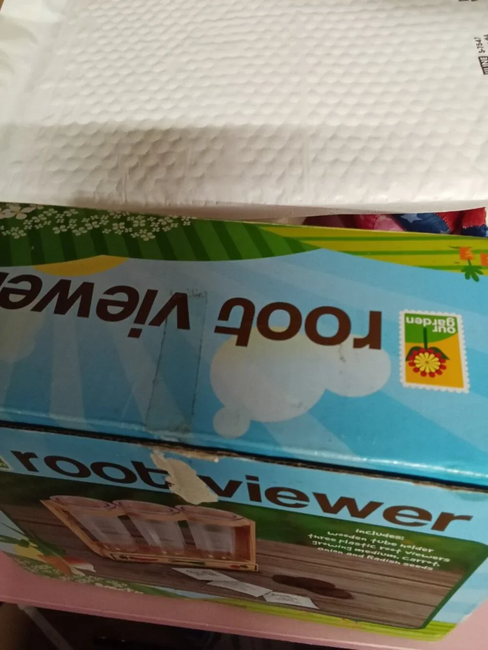 Our Garden Root Viewer Kit with Seeds and Wooden Holder